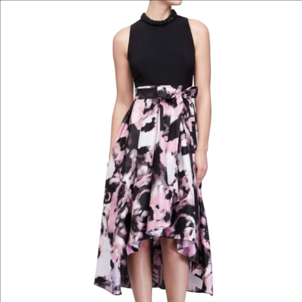 NWT Laura Printed Ball Gown With Beaded High Neckline Size 10